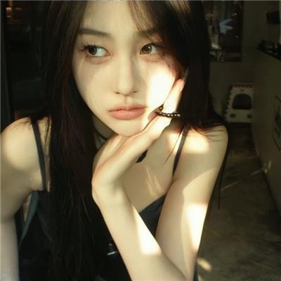 穿成炮灰原配，我惊艳家属院